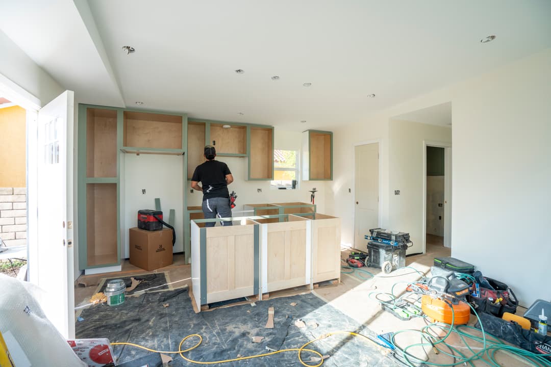 Cabinets & Countertops