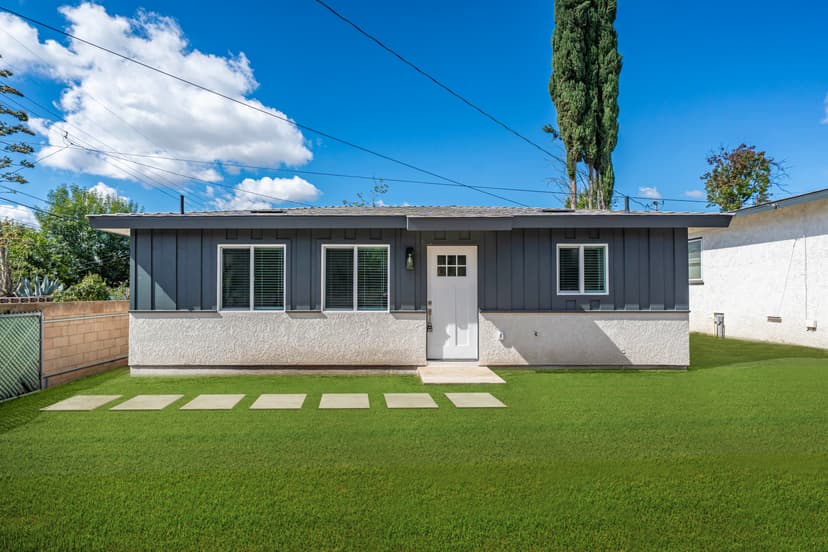 Thumbnail image of a property