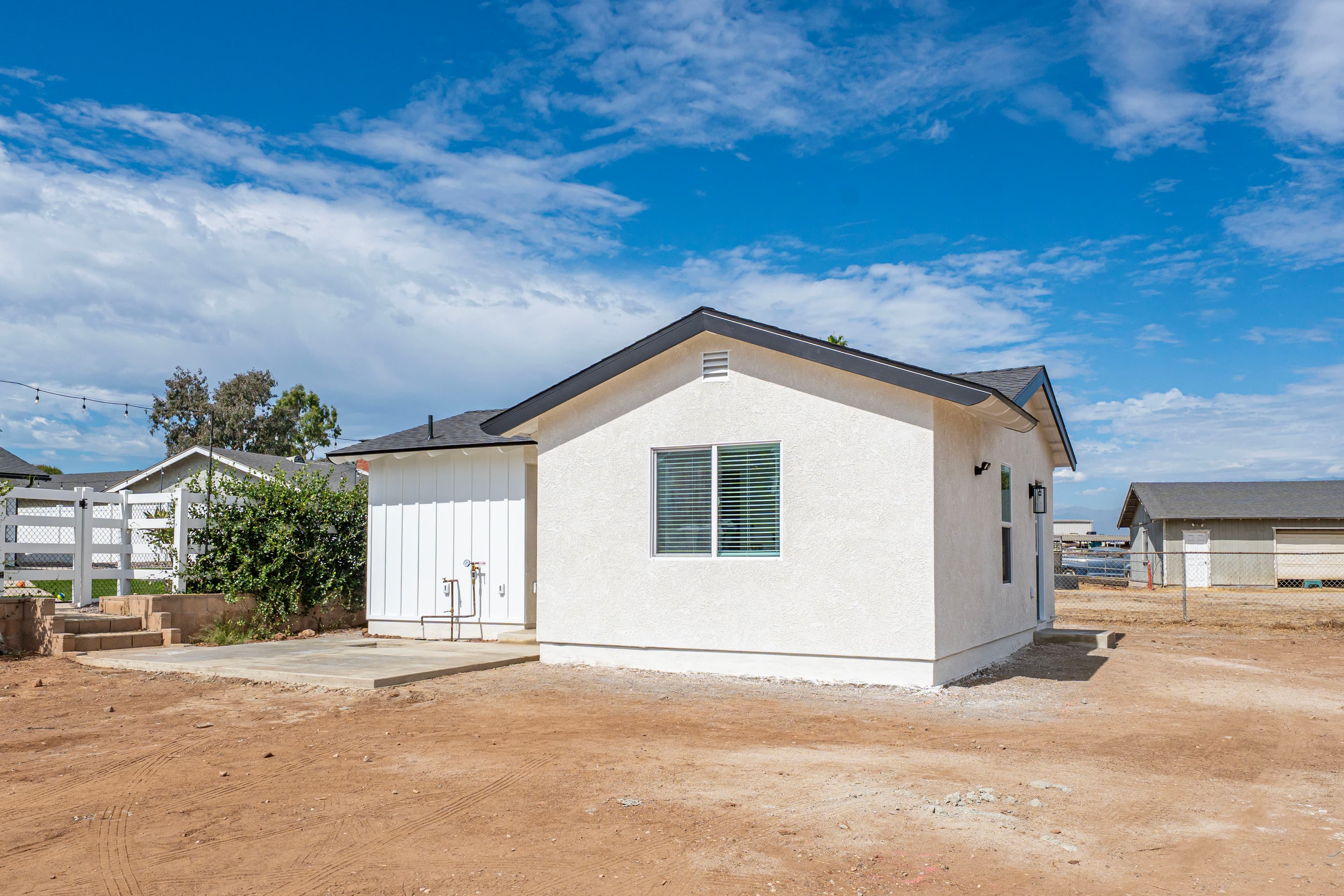 Cabinets & Countertops