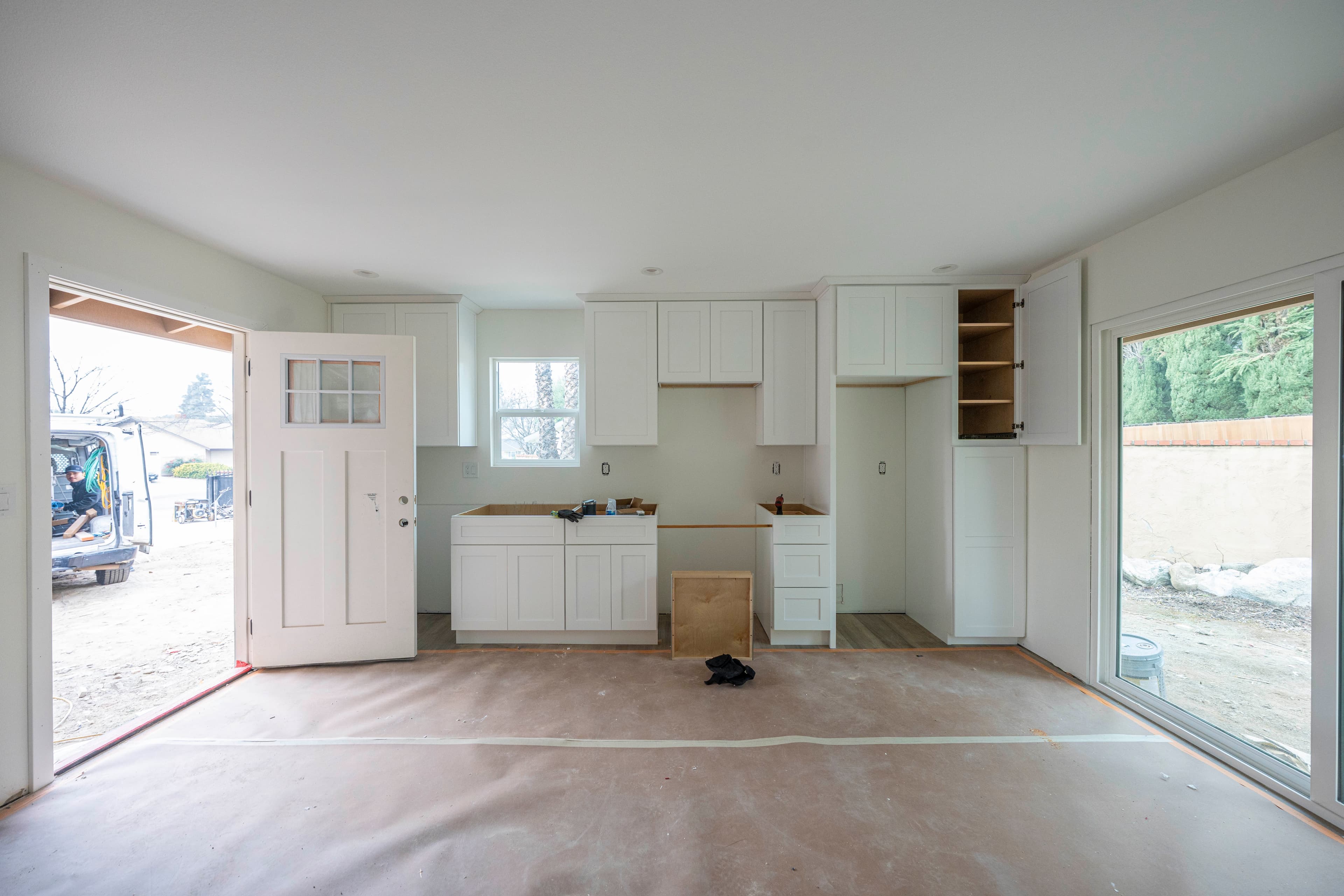 Cabinets & Countertops