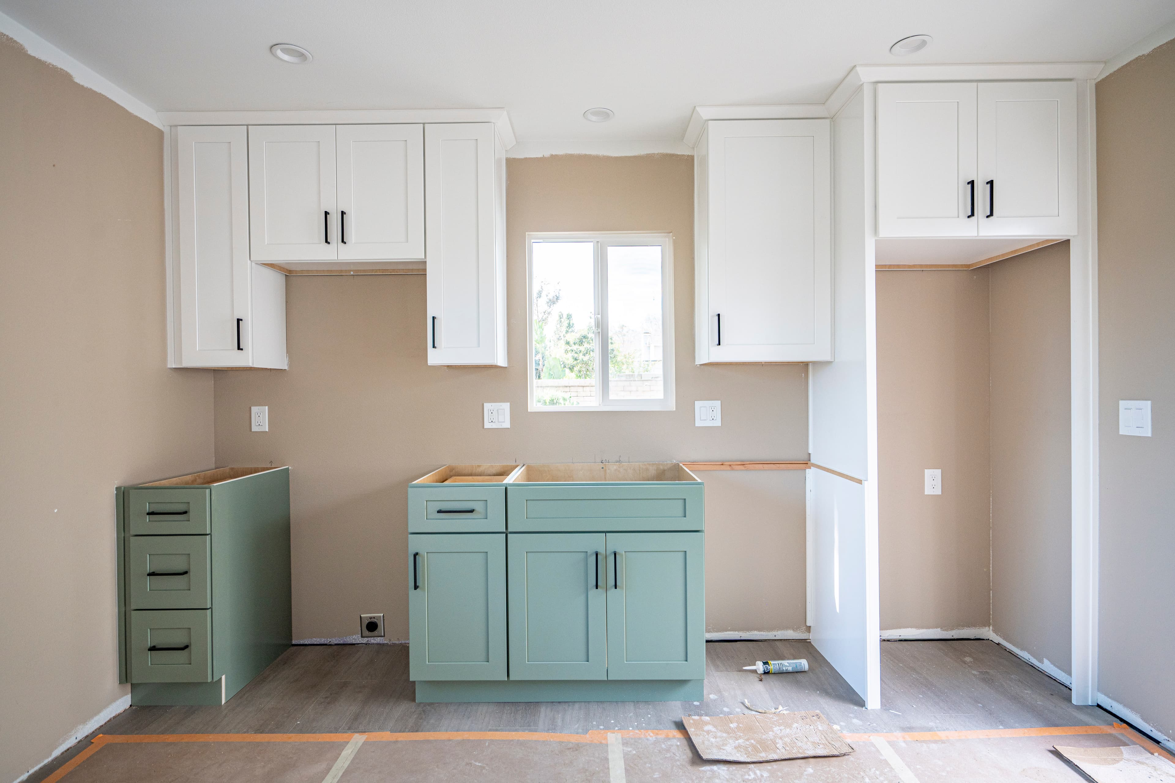Cabinets & Countertops