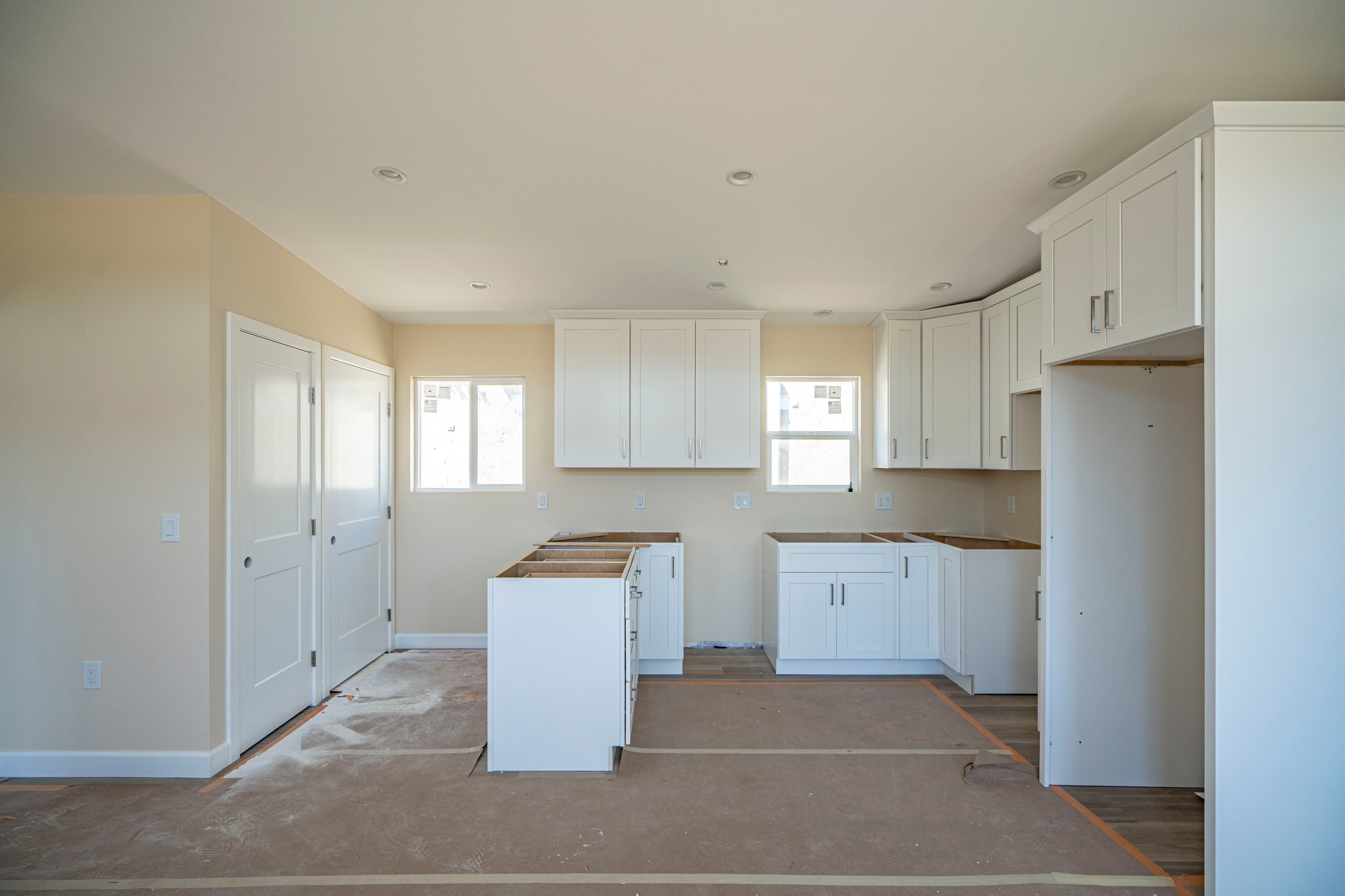 Cabinets & Countertops