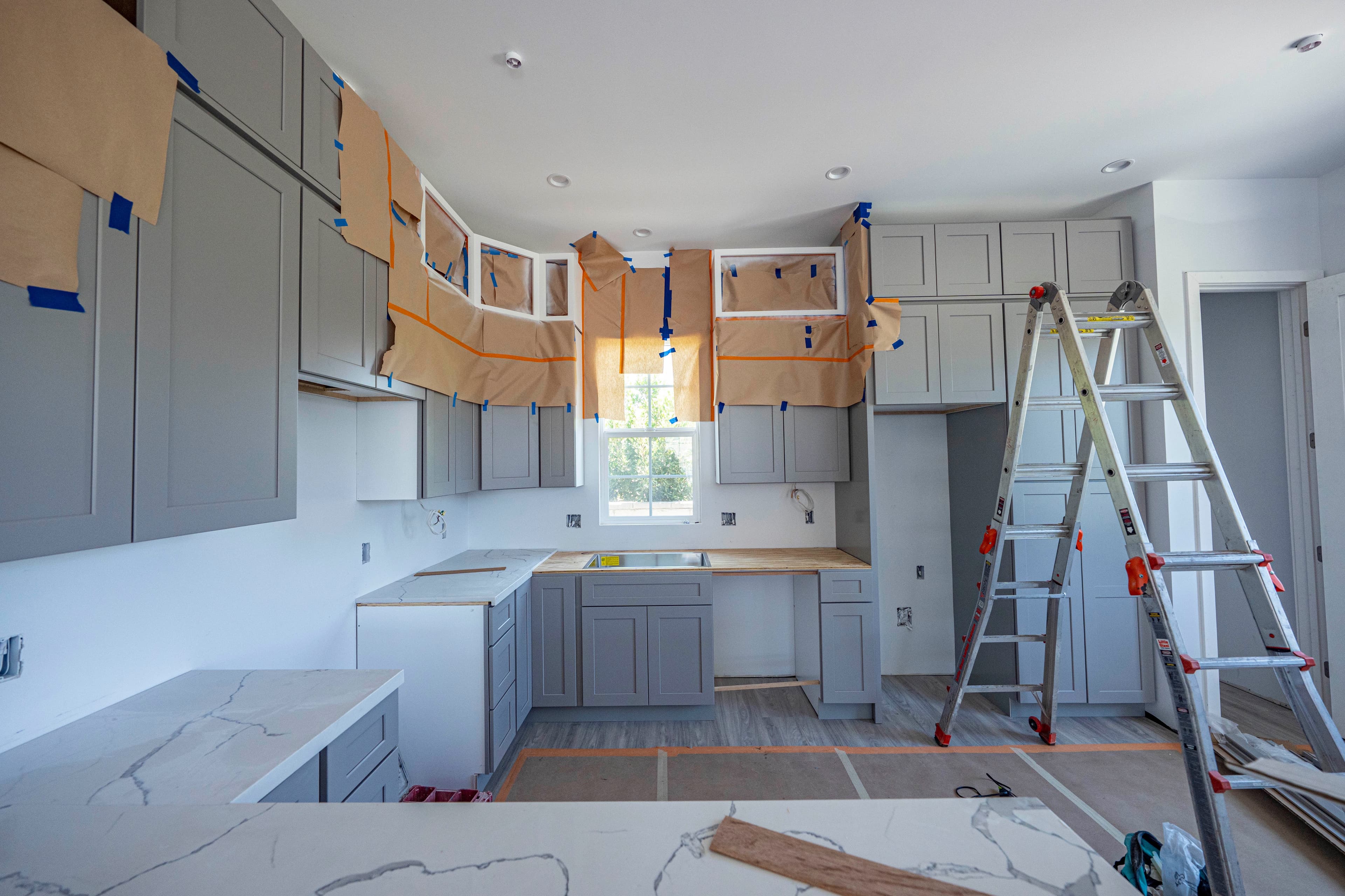 Cabinets & Countertops