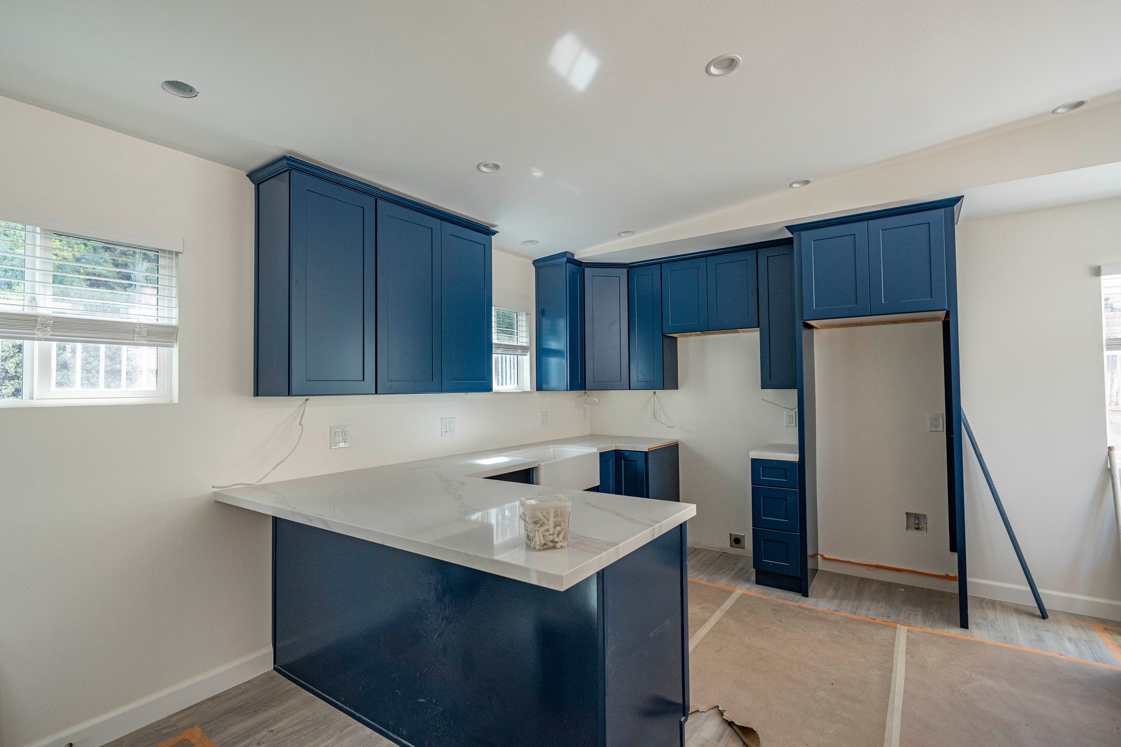 Cabinets & Countertops