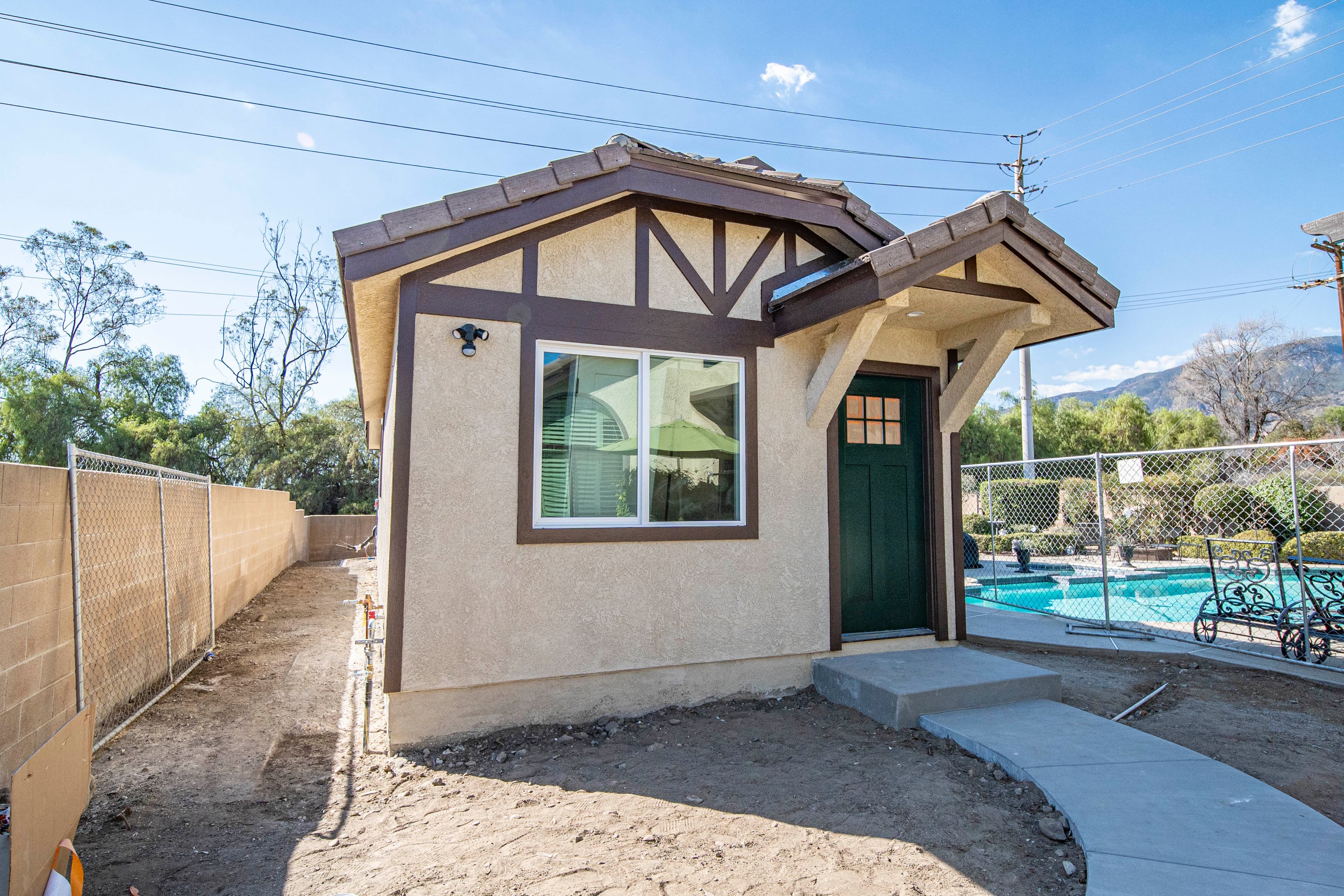 Exterior Paint & Final Touch-Ups